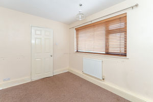 Bedroom- click for photo gallery